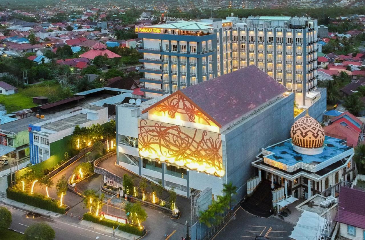 M Bahalap Hotel Palangka Raya Esterno foto